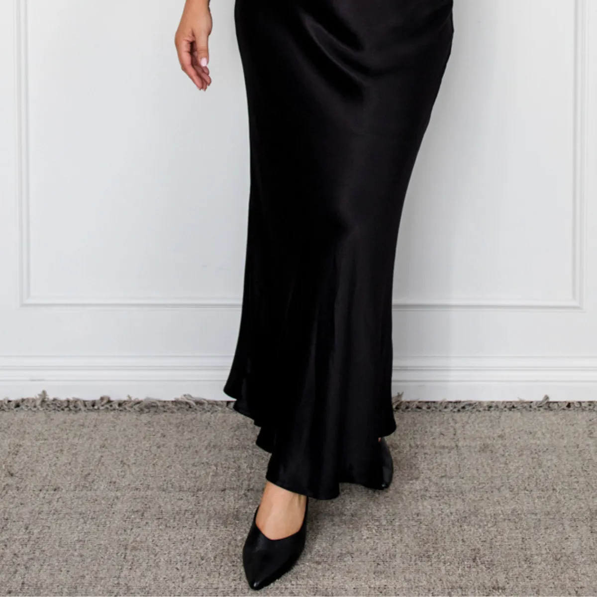 Debbie satin maxi slip skirt - black