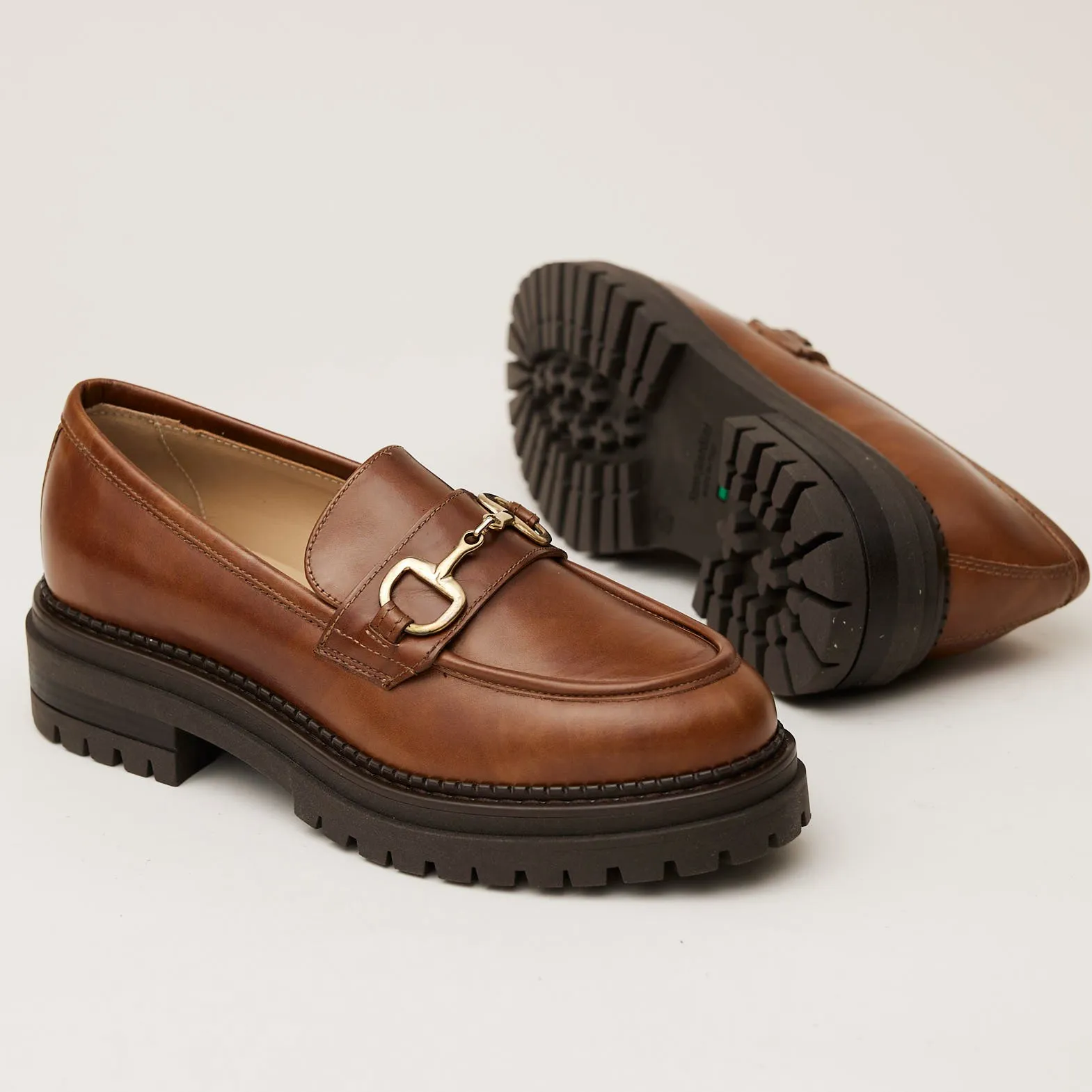 NeroGiardini Tan Leather Moccasins