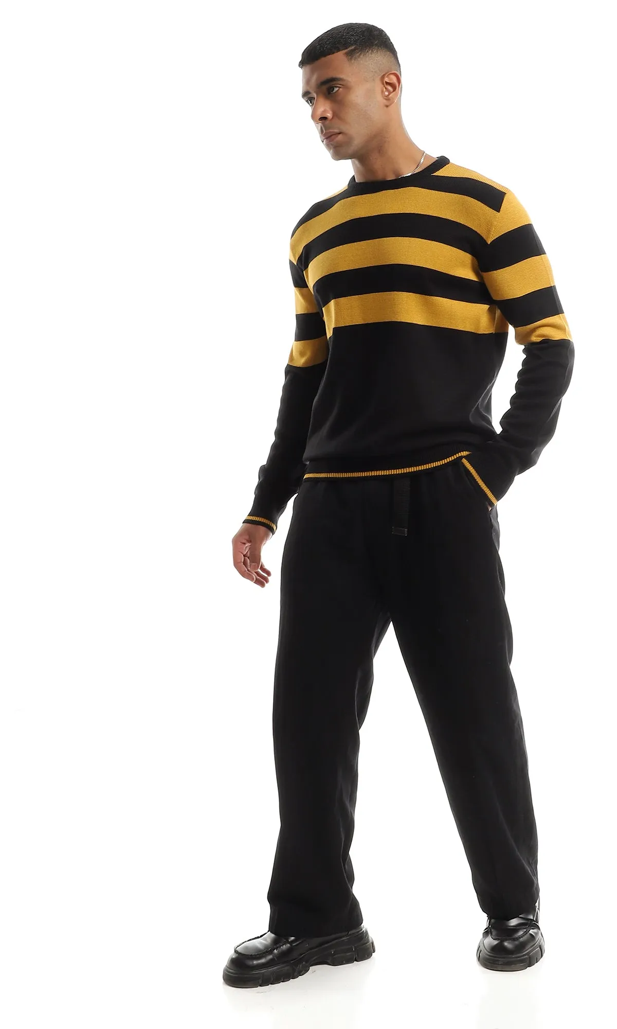 O151309 Wide Stripes Black & Orange Pullover With Long Sleeves