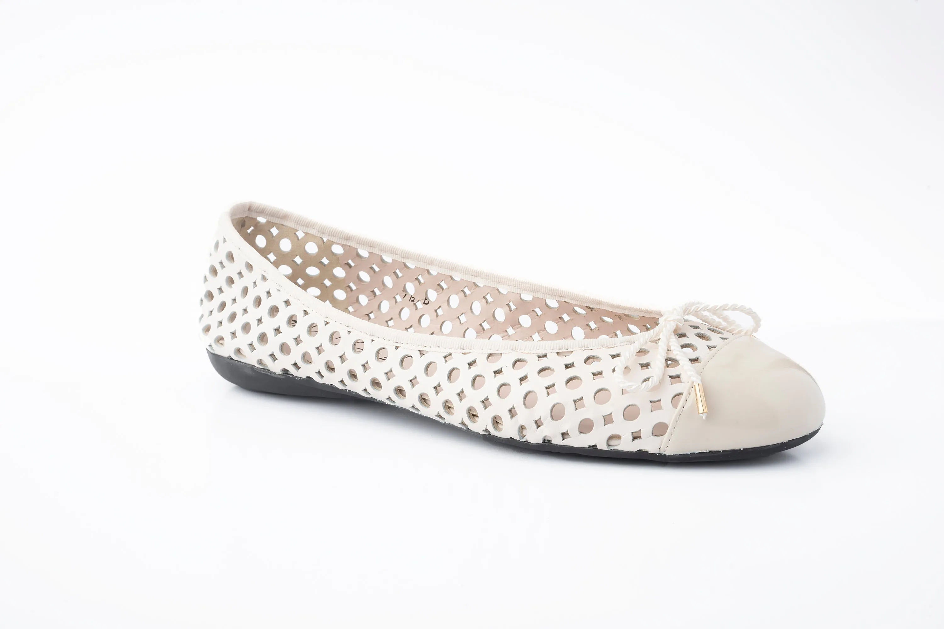 PAUL MAYER - BRANDY - SIZE 6 - PATENT MARFIL NAPPA MARFIL