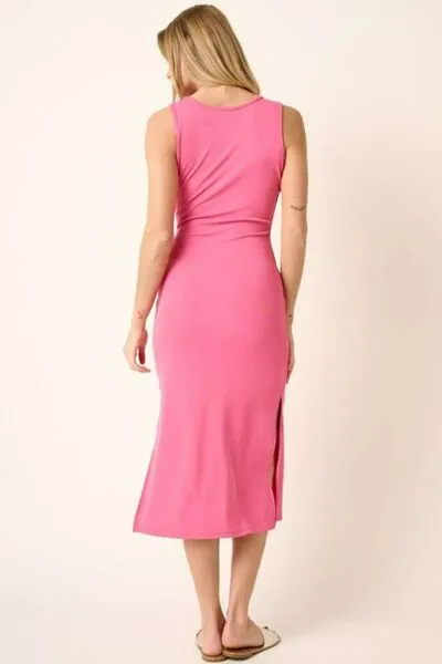 Pretty in Pink – Sleek & Chic Midi Dress