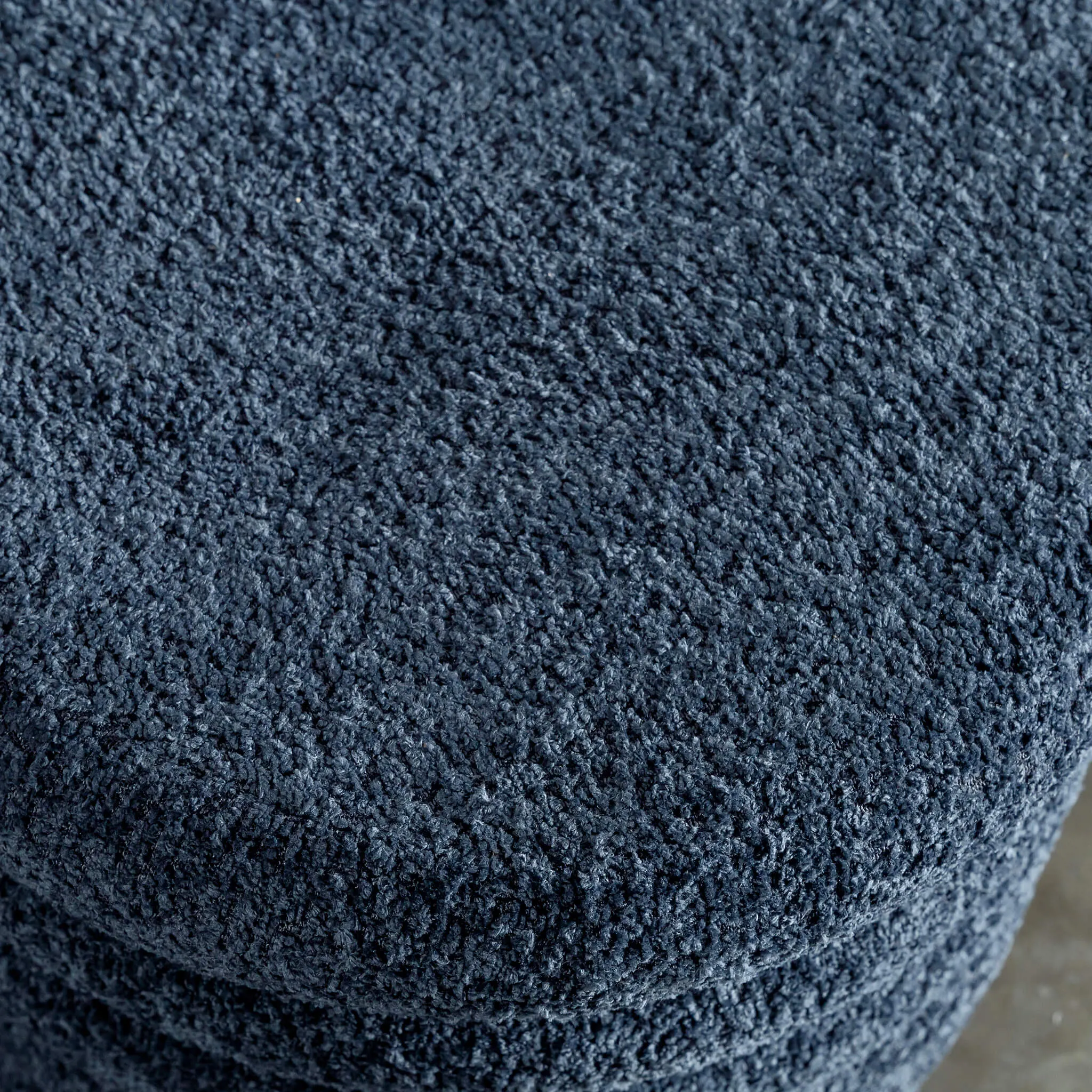 SEVILLA MODERNA BENCH  |  REEF NAVY BOUCLE