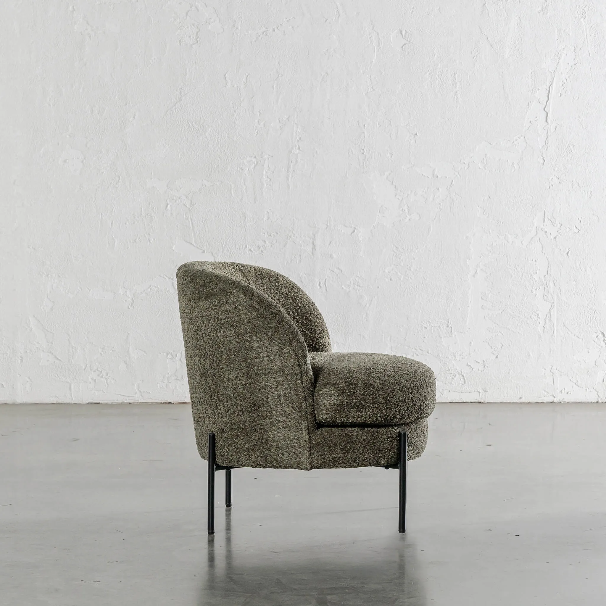 SEVILLA MODERNA TUB CHAIR  |  MANGROVE LEAF BOUCLE